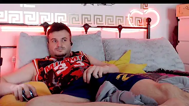 Snapshot of erotico69xxx chatting on 09.13.25 erotico69xxx online show from 09.13.25