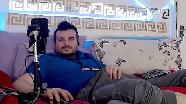 Snapshot of erotico69xxx chatting on 10.29.25 erotico69xxx online show from 10.29.25