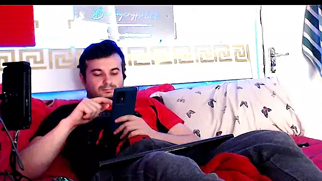 Snapshot of erotico69xxx chatting on 11.19.25 erotico69xxx online show from 11.19.25