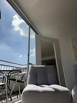 Ameellie online show from 11.04.25