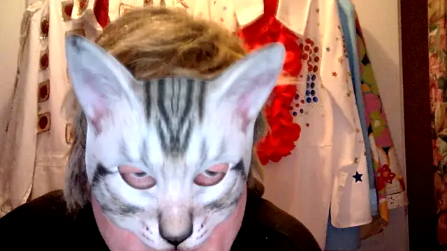 Snapshot of Sigorius chatting on 01.07.25 Sigorius online show from 01.07.25