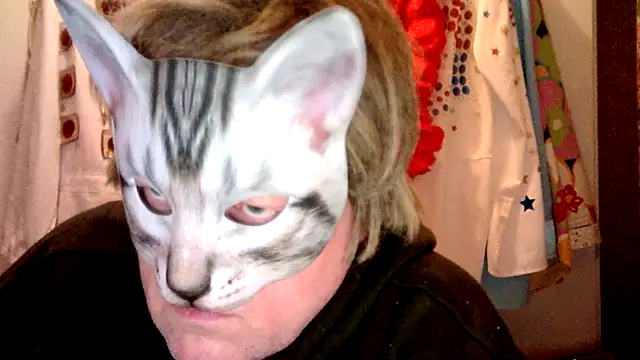 Snapshot of Sigorius chatting on 01.07.25 Sigorius online show from 01.07.25