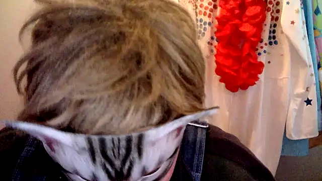 Snapshot of Sigorius chatting on 01.08.25 Sigorius online show from 01.08.25