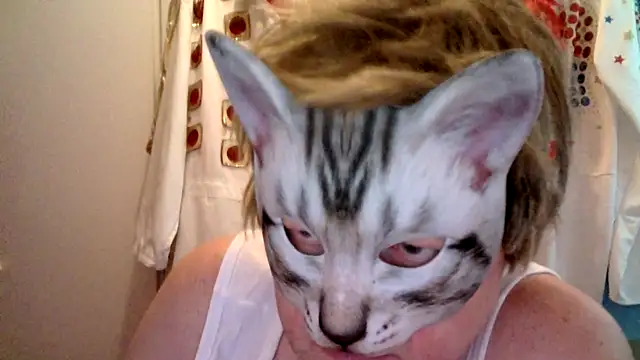 Snapshot of Sigorius chatting on 01.10.25 Sigorius online show from 01.10.25