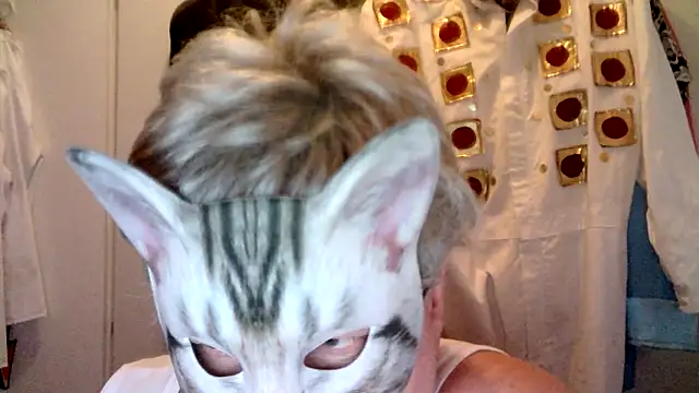 Snapshot of Sigorius chatting on 02.27.26 Sigorius online show from 02.27.26