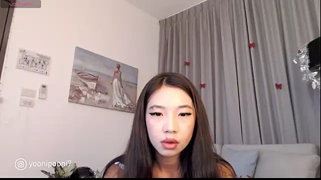 Snapshot of yoonipooni chatting on 12.22.24 yoonipooni online show from 12.22.24