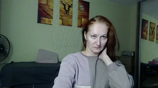 AmellyGrand online show from 10.13.25