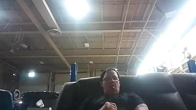 Snapshot of Cockrub1 chatting on 01.29.25 Cockrub1 online show from 01.29.25