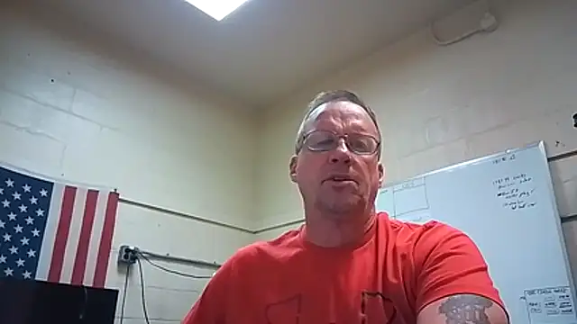 Snapshot of Cockrub1 chatting on 11.19.25 Cockrub1 online show from 11.19.25