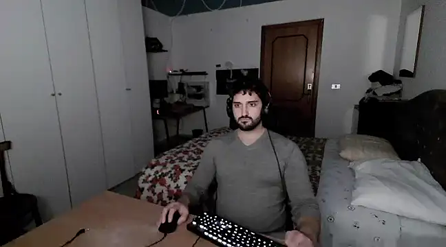 Alexox02 online show from 01.02.25