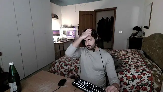 Alexox02 online show from 01.04.25