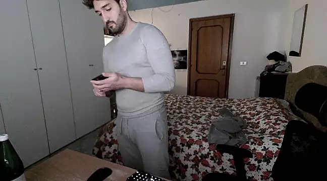 Alexox02 online show from 01.04.25