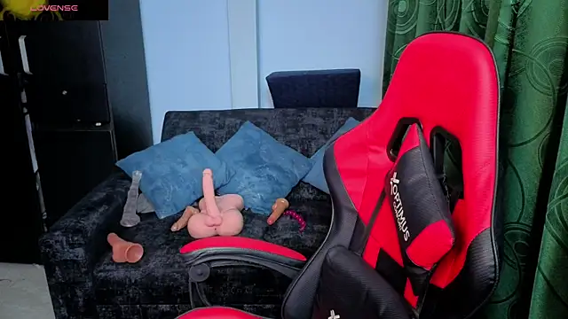 charlotee lovee69 online show from 04.09.26