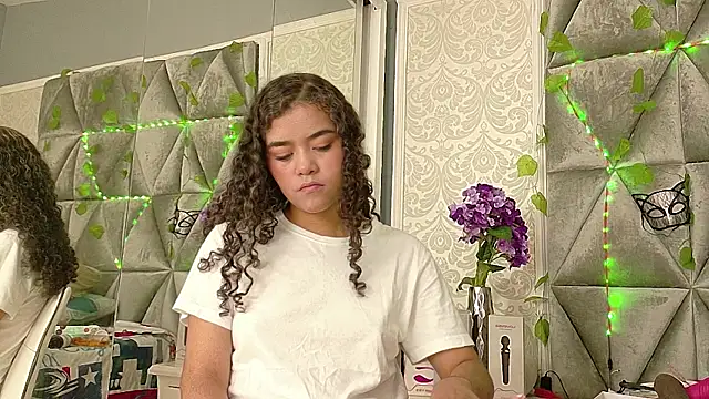 Angela lovee online show from 09.12.25