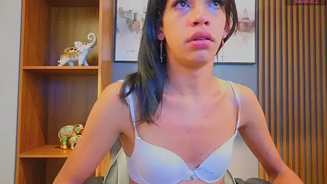 Alahia Rodriguez online show from 07.10.26