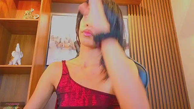 Alahia Rodriguez online show from 07.11.26