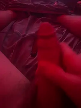 Snapshot of youngTJ chatting on 01.01.25 youngTJ online show from 01.01.25