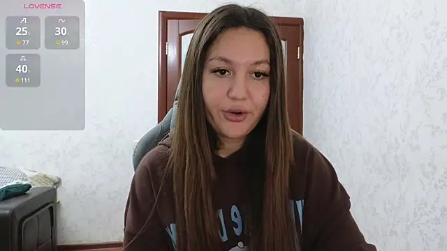 Nelly Fischer online show from 12.15.24