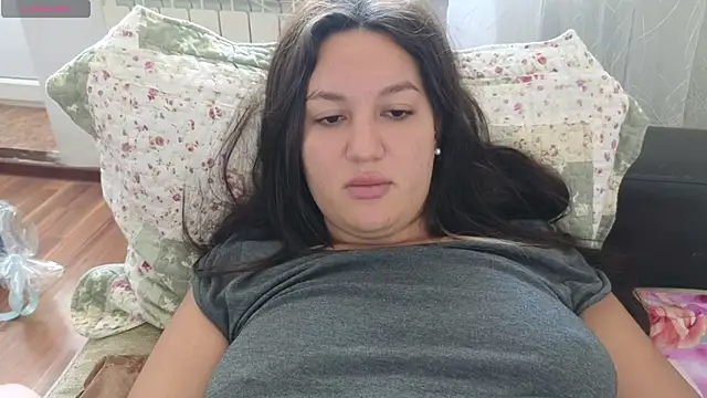 Nelly Fischer online show from 02.09.25