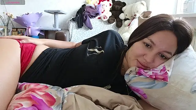 Nelly Fischer online show from 02.13.25