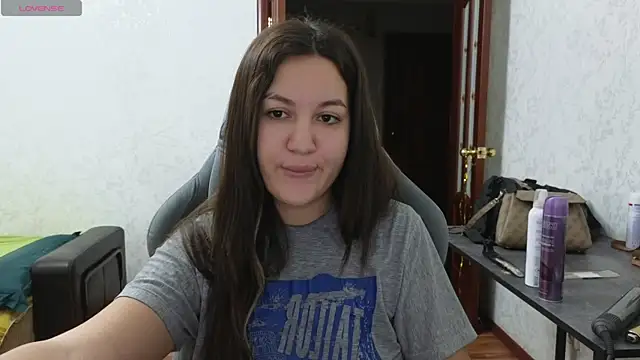 Nelly Fischer online show from 03.09.25