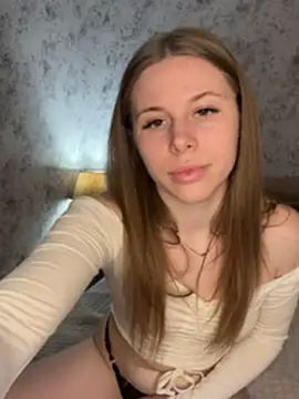 Snapshot of MilissaSee chatting on 02.10.25 MilissaSee online show from 02.10.25