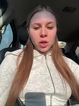 Snapshot of MilissaSee chatting on 02.27.25 MilissaSee online show from 02.27.25