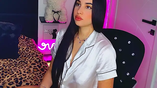 MissAmeliaa online show from 04.17.26