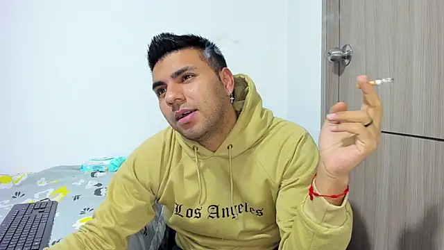 2ScarletandRyan8 online show from 02.28.25