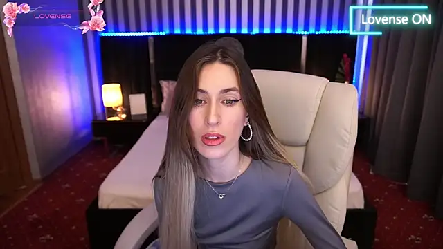 Snapshot of Sexy_Lava chatting on 03.13.25 Sexy Lava online show from 03.13.25