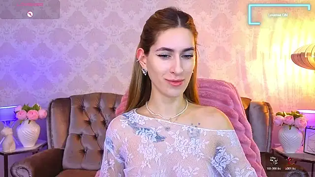 Snapshot of Sexy_Lava chatting on 12.01.25 Sexy Lava online show from 12.01.25