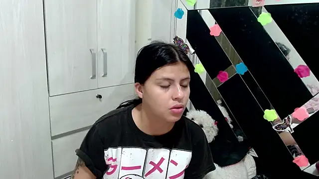 Snapshot of katery_wok11 chatting on 10.22.25 katery wok11 online show from 10.22.25