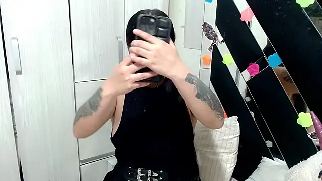 Snapshot of katery_wok11 chatting on 10.23.25 katery wok11 online show from 10.23.25