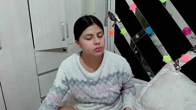 Snapshot of katery_wok11 chatting on 11.05.25 katery wok11 online show from 11.05.25