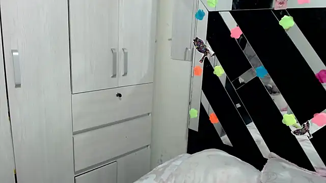 Snapshot of katery_wok11 chatting on 11.10.25 katery wok11 online show from 11.10.25