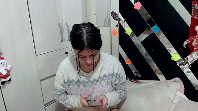 Snapshot of katery_wok11 chatting on 11.22.25 katery wok11 online show from 11.22.25