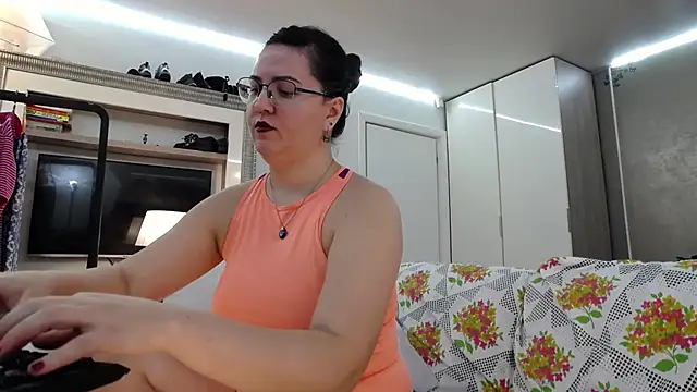 ILoveToFeelU online show from 11.22.25