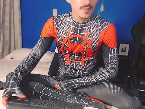 HomeAloneK online show from 10.31.25