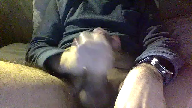 Snapshot of enty-y chatting on 01.30.25 enty-y online show from 01.30.25