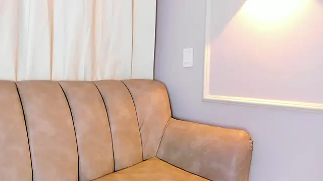 Lia walton online show from 02.11.25