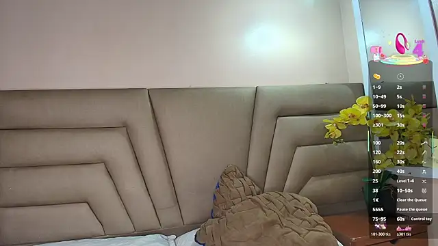 Feniix   online show from 10.28.25