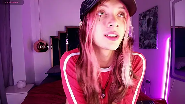 Feniix   online show from 04.22.26