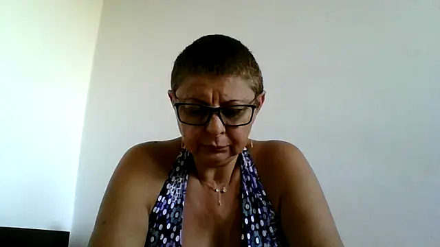 roseblak42 online show from 09.16.25