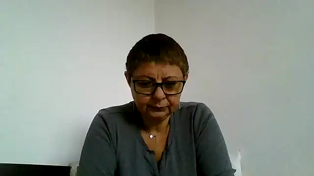 roseblak42 online show from 10.03.25