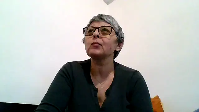 roseblak42 online show from 02.17.26