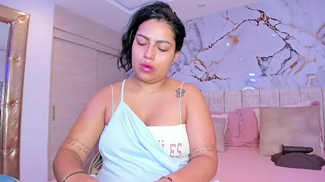 kiana cream online show from 11.29.25