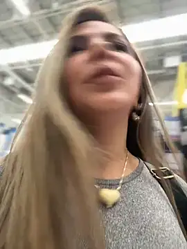  Abril-Office1 online show from 11.18.25