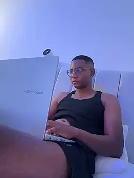 Snapshot of Arwens_bell08 chatting on 01.10.25 Arwens bell08 online show from 01.10.25