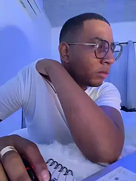 Snapshot of Arwens_bell08 chatting on 03.06.25 Arwens bell08 online show from 03.06.25