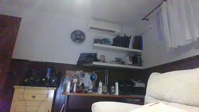 Snapshot of fransexdol chatting on 12.17.24 fransexdol online show from 12.17.24